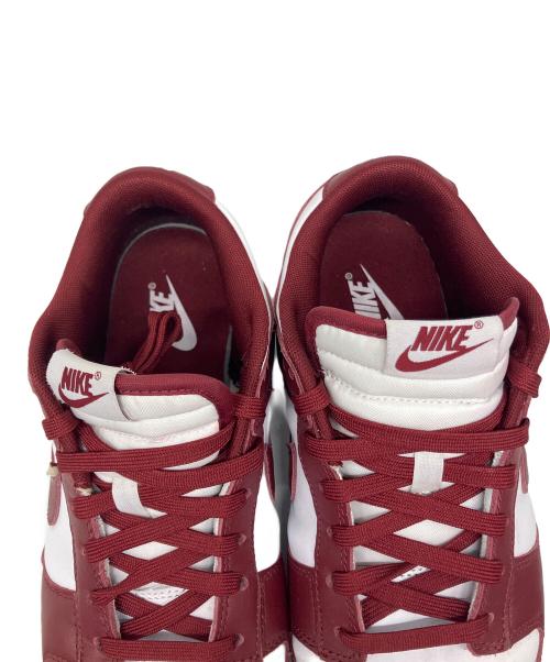 NIKE（ナイキ）NIKE (ナイキ) ローカットスニーカー ホワイト×レッド サイズ:SIZE 26.5の古着・服飾アイテム