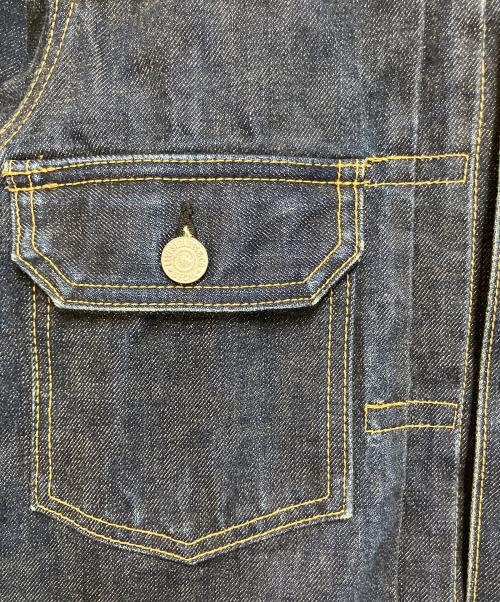 LEVI'S（リーバイス）LEVI'S (リーバイス) デニムジャケット インディゴ サイズ:SIZE M(UK34)の古着・服飾アイテム