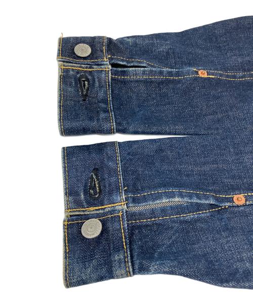 LEVI'S（リーバイス）LEVI'S (リーバイス) デニムジャケット インディゴ サイズ:SIZE M(UK34)の古着・服飾アイテム
