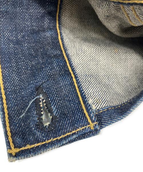 LEVI'S（リーバイス）LEVI'S (リーバイス) デニムジャケット インディゴ サイズ:SIZE M(UK34)の古着・服飾アイテム
