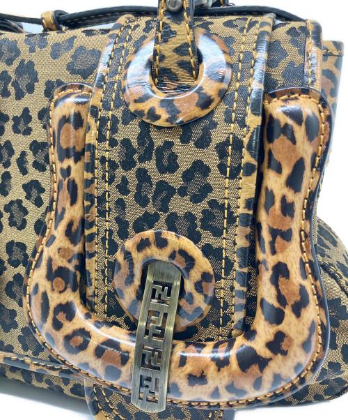 FENDI（フェンディ）FENDI (フェンディ) ショルダーバッグ ブラウンの古着・服飾アイテム