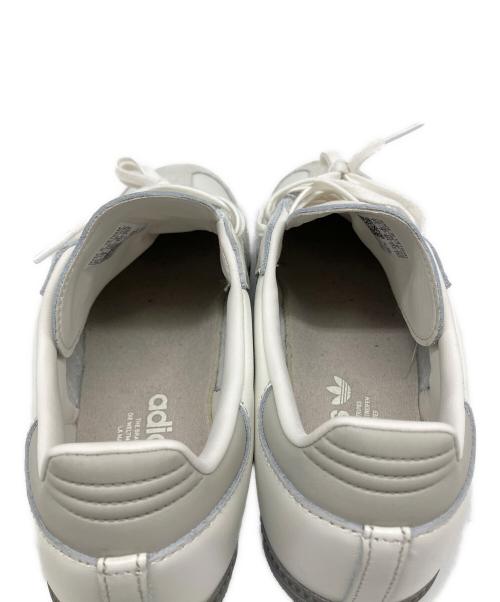 adidas（アディダス）adidas (アディダス) green label relaxing Japan Exclusive ローカットスニーカー ホワイト×グレー サイズ:SIZE 25.5の古着・服飾アイテム