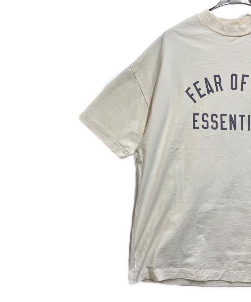 FOG ESSENTIALS（フィアオブゴッド エッセンシャル）FOG ESSENTIALS (フィアオブゴッド エッセンシャル) 半袖カットソー アイボリー サイズ:SIZE Sの古着・服飾アイテム