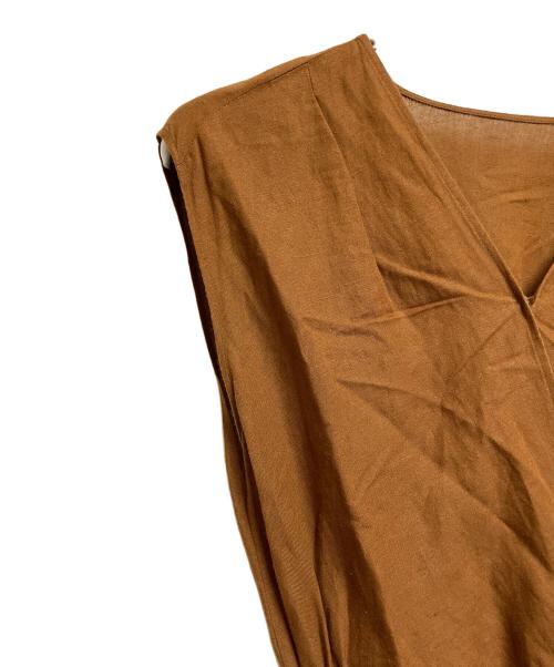 ANAYI（アナイ）ANAYI (アナイ) ノースリーブワンピース ブラウン サイズ:SIZE 38の古着・服飾アイテム