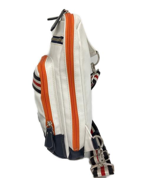 CASTELBAJAC（カステルバジャック）CASTELBAJAC (カステルバジャック) ショルダーバッグ ホワイト×ネイビーの古着・服飾アイテム