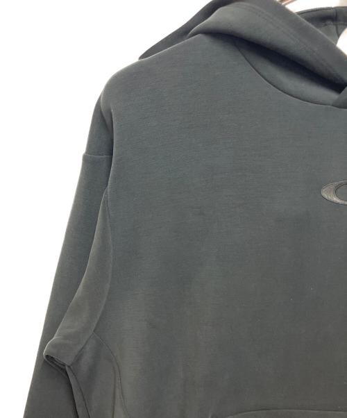 OAKLEY（オークリー）OAKLEY (オークリー) パーカー ブラック サイズ:SIZE XL 未使用品の古着・服飾アイテム