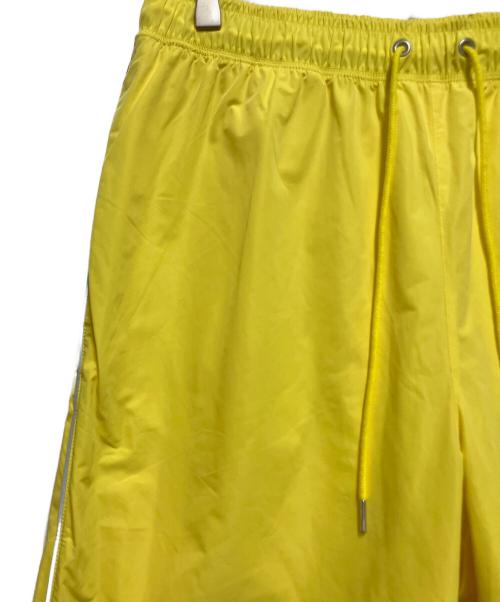 adidas（アディダス）adidas (アディダス) ウーブンパンツ イエロー サイズ:SIZE XLの古着・服飾アイテム
