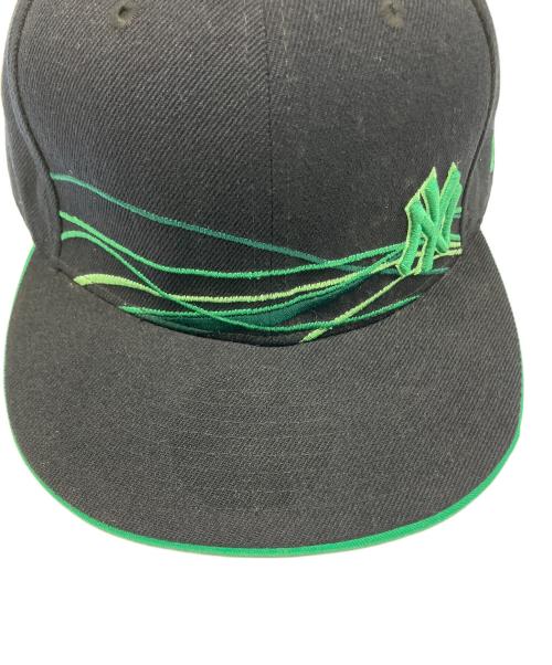 New Era（ニューエラ）New Era (ニューエラ) キャップ ブラック×グリーンの古着・服飾アイテム