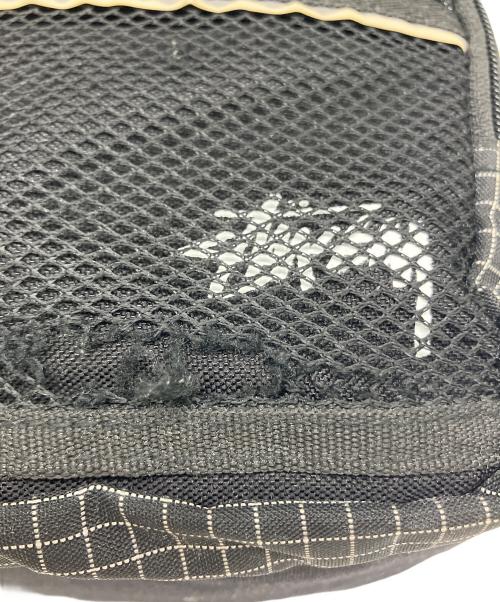 stussy（ステューシー）stussy (ステューシー) ショルダーバッグ ブラックの古着・服飾アイテム