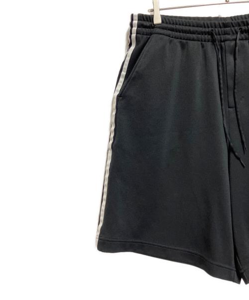 adidas（アディダス）adidas (アディダス) YOHJI YAMAMOTO (ヨウジヤマモト) ハーフパンツ ブラック×ホワイト サイズ:SIZE Mの古着・服飾アイテム
