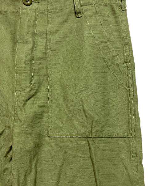 OKONKWO（オコンクウォ）OKONKWO (オコンクウォ) ベイカーパンツ カーキ サイズ:SIZE Ｌの古着・服飾アイテム
