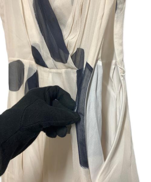MaxMara（マックスマーラ）MaxMara (マックスマーラ) ノースリーブワンピース ベージュ サイズ:SIZE 36の古着・服飾アイテム