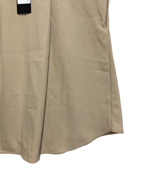 URBAN RESEARCH ROSSO（アーバンリサーチロッソ）URBAN RESEARCH ROSSO (アーバンリサーチロッソ) ノースリーブブラウス ベージュ サイズ:SIZE Freeの古着・服飾アイテム