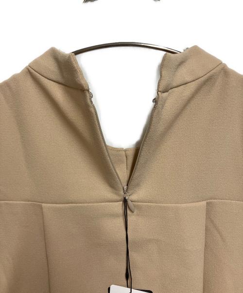 URBAN RESEARCH ROSSO（アーバンリサーチロッソ）URBAN RESEARCH ROSSO (アーバンリサーチロッソ) ノースリーブブラウス ベージュ サイズ:SIZE Freeの古着・服飾アイテム