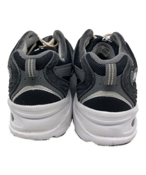 NEW BALANCE（ニューバランス）NEW BALANCE (ニューバランス) ローカットスニーカー ブラック×ホワイト サイズ:25.5の古着・服飾アイテム