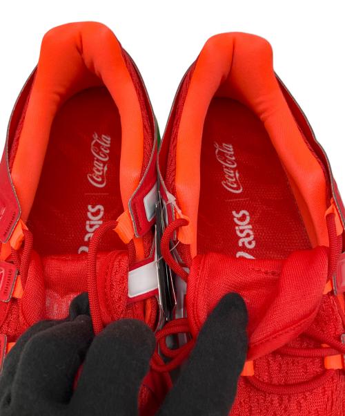 asics（アシックス）asics (アシックス) Coca Cola (コカコーラ) GEL-QUANTUM 90 TYO レッド×ホワイト サイズ:SIZE 28.5cm 未使用品の古着・服飾アイテム