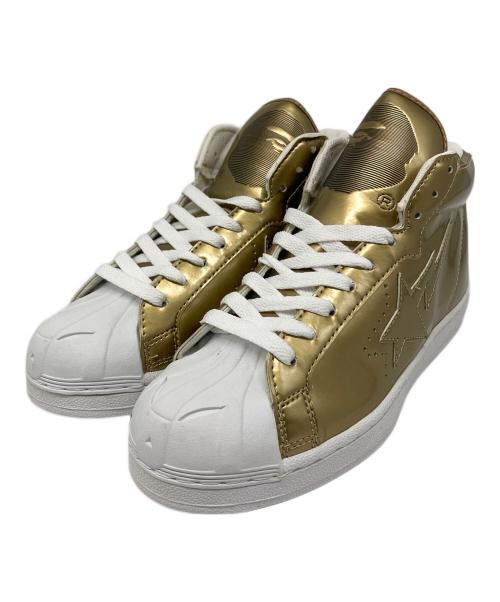 A BATHING APE（アベイシングエイプ）A BATHING APE (アベイシングエイプ) ABATHING APE ゴールド×ホワイト サイズ:SIZE 24.5cmの古着・服飾アイテム