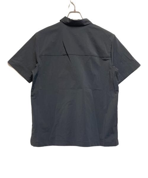 Snow peak（スノーピーク）snow peak (スノーピーク) 半袖シャツ ブラック サイズ:SIZE M 未使用品の古着・服飾アイテム
