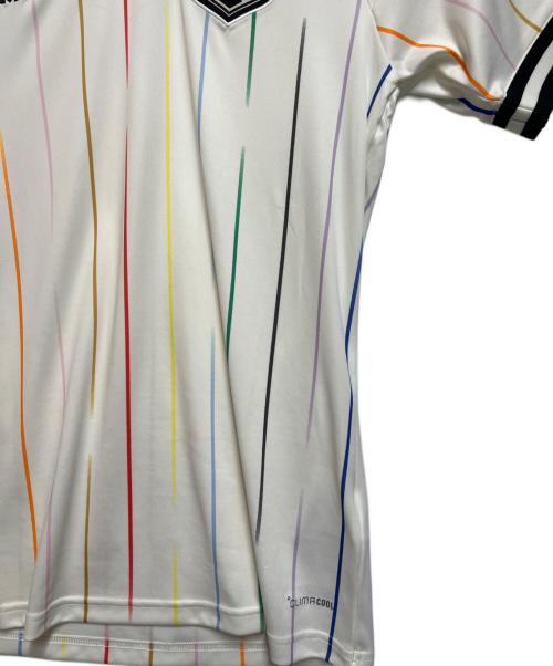 adidas（アディダス）adidas (アディダス) サッカーウェア(トップス) ホワイト サイズ:SIZE　Mの古着・服飾アイテム