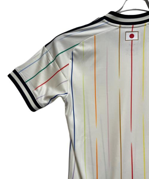 adidas（アディダス）adidas (アディダス) サッカーウェア(トップス) ホワイト サイズ:SIZE　Mの古着・服飾アイテム