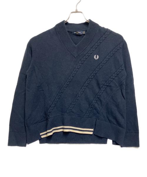 FRED PERRY（フレッドペリー）FRED PERRY (フレッドペリー) Split Hem Cable Knit Jumper ネイビー サイズ:SIZE Mの古着・服飾アイテム