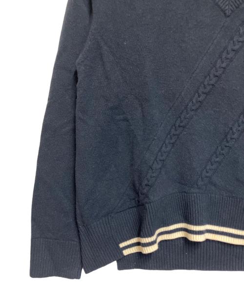 FRED PERRY（フレッドペリー）FRED PERRY (フレッドペリー) Split Hem Cable Knit Jumper ネイビー サイズ:SIZE Mの古着・服飾アイテム