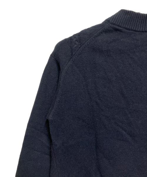 FRED PERRY（フレッドペリー）FRED PERRY (フレッドペリー) Split Hem Cable Knit Jumper ネイビー サイズ:SIZE Mの古着・服飾アイテム