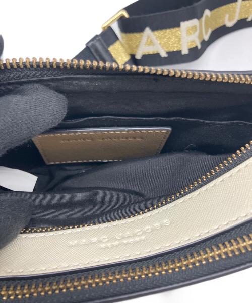 MARC JACOBS（マークジェイコブス）MARC JACOBS (マークジェイコブス) ショルダーバッグ ベージュの古着・服飾アイテム