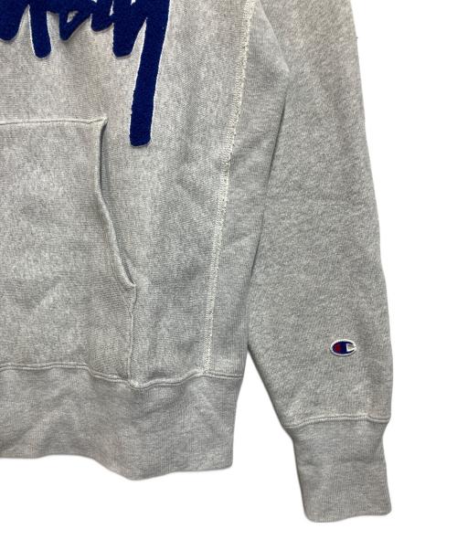 Champion REVERSE WEAVE（チャンピオン リバース ウィーブ）Champion REVERSE WEAVE (チャンピオン リバース ウィーブ) stussy (ステューシー) プルオーバーパーカー グレー サイズ:ＳＩＺＥ　Ｓの古着・服飾アイテム