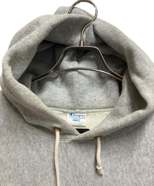 Champion REVERSE WEAVE（チャンピオン リバース ウィーブ）Champion REVERSE WEAVE (チャンピオン リバース ウィーブ) stussy (ステューシー) プルオーバーパーカー グレー サイズ:ＳＩＺＥ　Ｓの古着・服飾アイテム