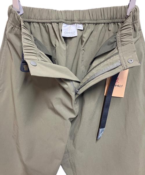 GRAMICCI（グラミチ）GRAMICCI (グラミチ) 4WAY STRETCH TRACK PANT オリーブ サイズ:SIZE XS 未使用品の古着・服飾アイテム