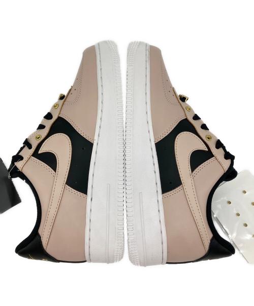 NIKE（ナイキ）NIKE (ナイキ) AIR FORCE1 LOW ピンク×ブラック サイズ:SIZE 24cm 未使用品の古着・服飾アイテム