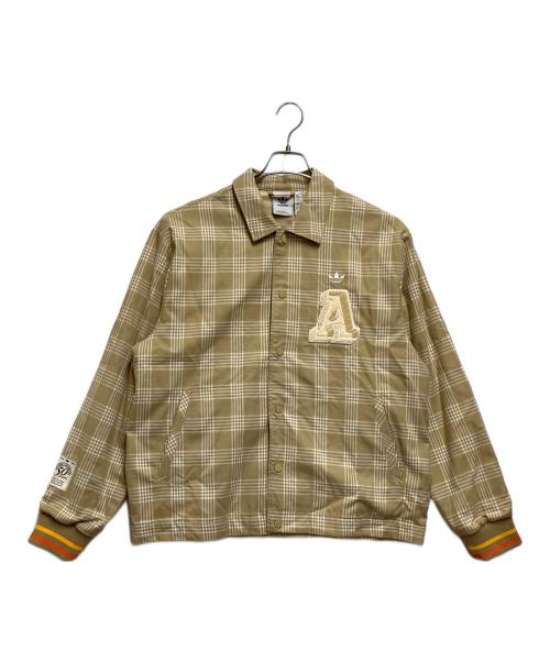 adidas（アディダス）adidas (アディダス) コーチジャケット ベージュ サイズ:Ｌの古着・服飾アイテム