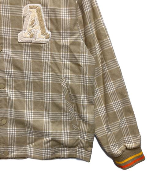 adidas（アディダス）adidas (アディダス) コーチジャケット ベージュ サイズ:Ｌの古着・服飾アイテム