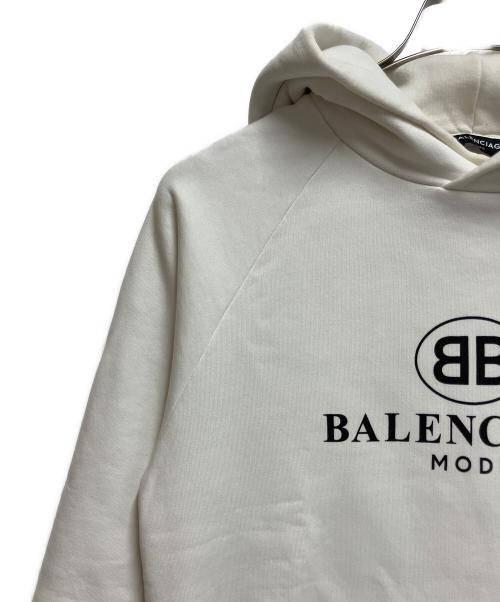 BALENCIAGA（バレンシアガ）BALENCIAGA (バレンシアガ) パーカー ホワイト サイズ:SIZE Sの古着・服飾アイテム