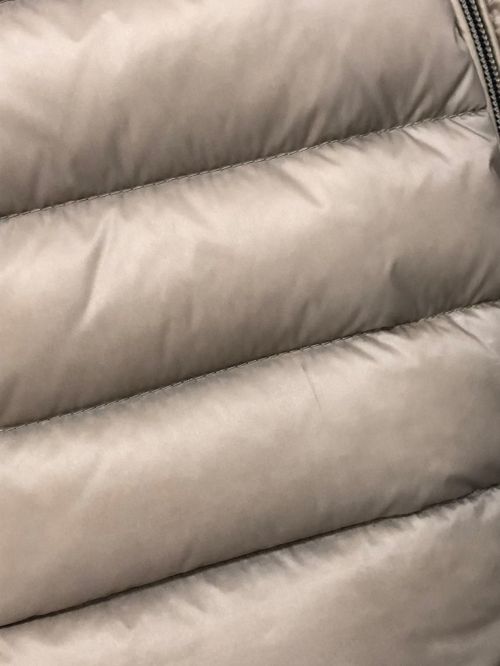 FEYEM（フェイエム）FEYEM (フェイエム) リバーシブルダウンジャケット ベージュ サイズ:Mの古着・服飾アイテム