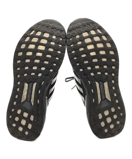 adidas（アディダス）adidas (アディダス) ウルトラブーストローカットシューズ グレー×シルバー サイズ:25.5の古着・服飾アイテム