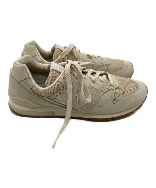 NEW BALANCE（ニューバランス）NEW BALANCE (ニューバランス) ローカットスニーカー ベージュ サイズ:24.0cmの古着・服飾アイテム