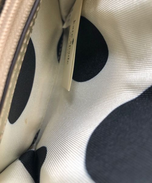 Kate Spade（ケイトスペード）Kate Spade (ケイトスペード) 小銭入れ ゴールドの古着・服飾アイテム