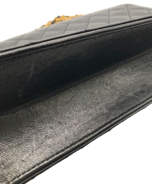 CHANEL（シャネル）CHANEL (シャネル) チェーンショルダーバッグ ブラックの古着・服飾アイテム