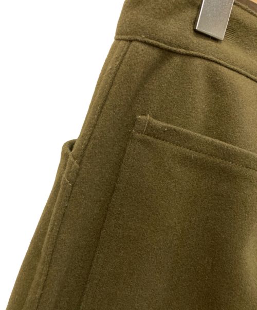 COMOLI（コモリ）COMOLI (コモリ) フェルトン ベルテッド ワイド パンツ ブラウン サイズ:1の古着・服飾アイテム