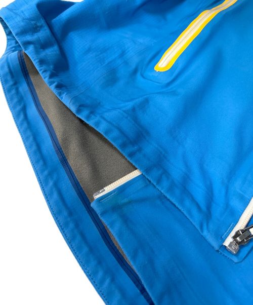 MOUNTAIN HARD WEAR（マウンテンハードウェア）MOUNTAIN HARD WEAR (マウンテンハードウェア) マウンテンジャケット スカイブルー サイズ:Mの古着・服飾アイテム