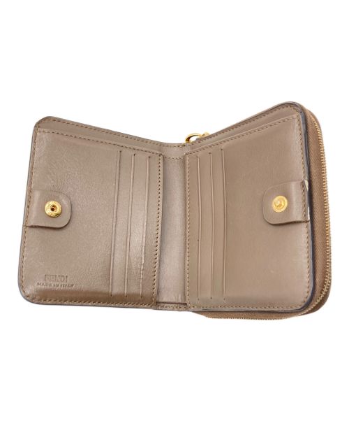 FENDI（フェンディ）FENDI (フェンディ) 2つ折り財布 ブラウンの古着・服飾アイテム