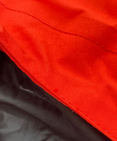 THE NORTH FACE（ザ ノース フェイス）THE NORTH FACE (ザ ノース フェイス) マウンテンライトジャケット レッド×ブラック サイズ:L 未使用品の古着・服飾アイテム