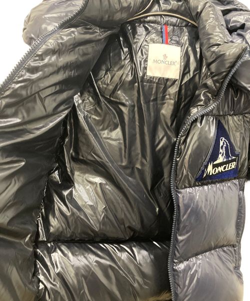 MONCLER（モンクレール）MONCLER (モンクレール) ダウンジャケット ネイビーの古着・服飾アイテム