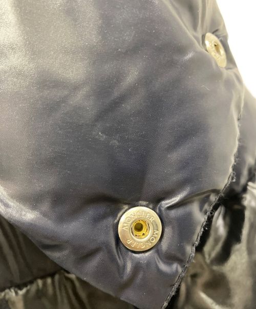MONCLER（モンクレール）MONCLER (モンクレール) ダウンジャケット ネイビーの古着・服飾アイテム