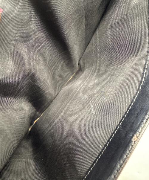 PRADA（プラダ）PRADA (プラダ) 3つ折り財布の古着・服飾アイテム