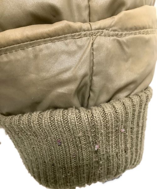 CarHartt（カーハート）CarHartt (カーハート) ダウンジャケット カーキ サイズ:Sの古着・服飾アイテム