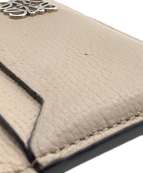 LOEWE（ロエベ）LOEWE (ロエベ) カードホルダー グレージュの古着・服飾アイテム