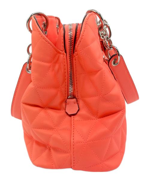 GUESS（ゲス）GUESS (ゲス) キルティングトートバッグ ネオンオレンジの古着・服飾アイテム